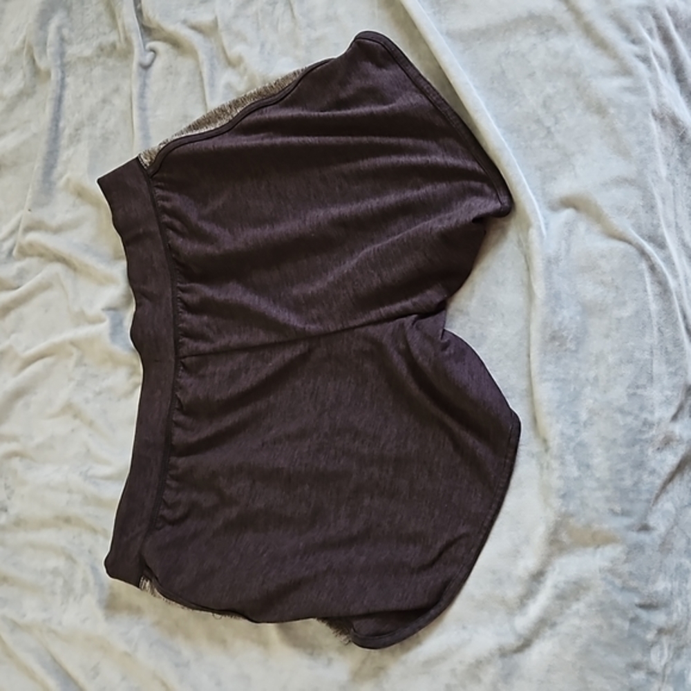 Medium Reebok Running Shorts‎ - Picture 3 of 3